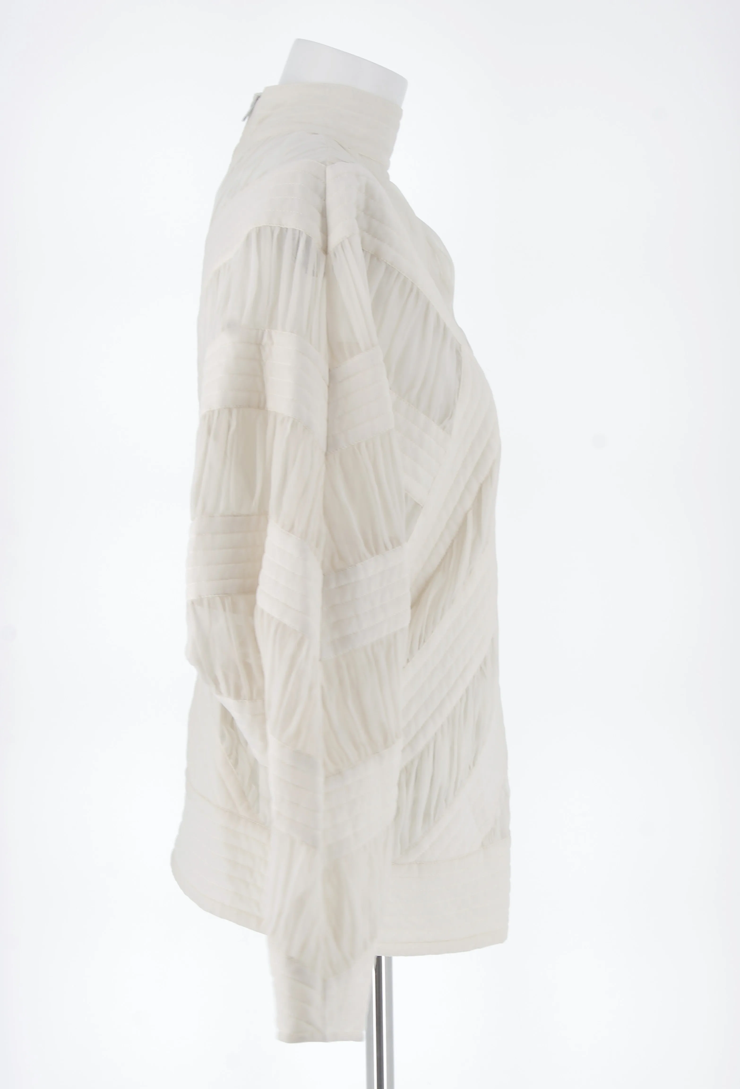 Blouson en soie transparente