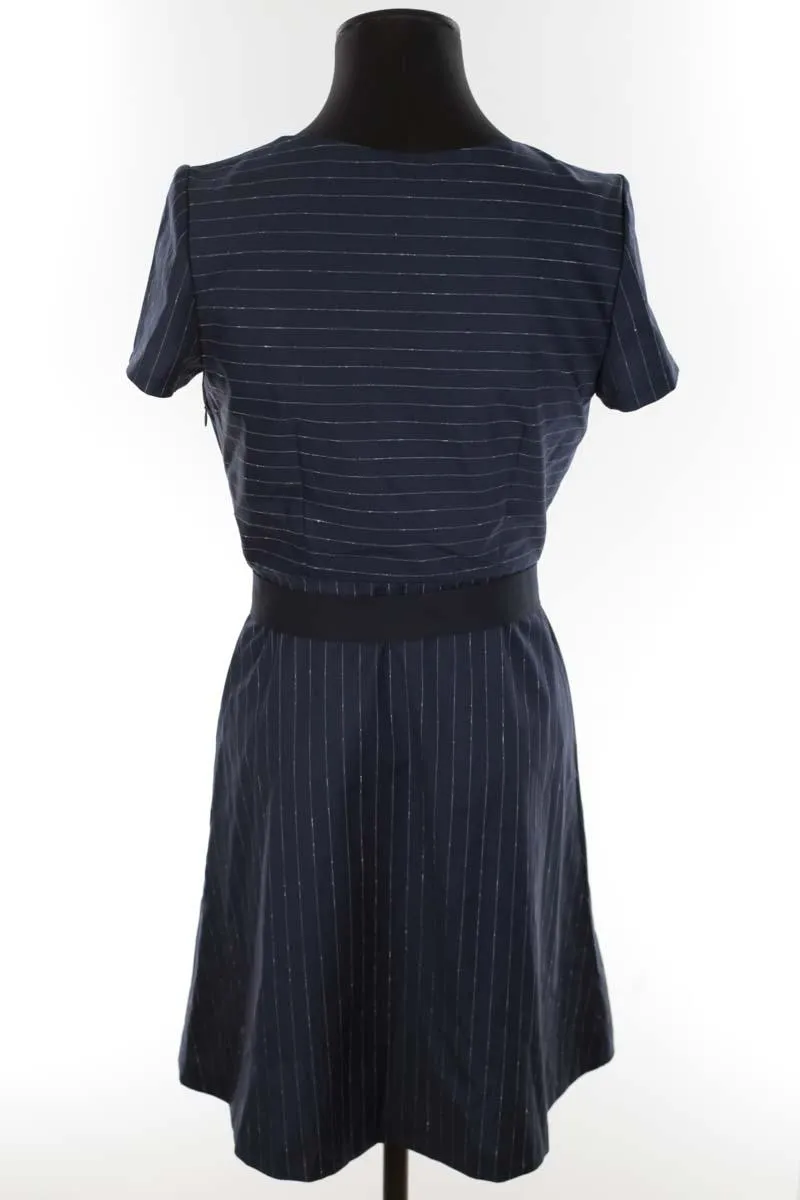 Robe en laine Claudie Pierlot bleu. Matière principale laine. Taille 36.